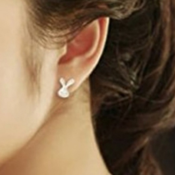 Bunny Earrings🐰 - Picture 4 of 4